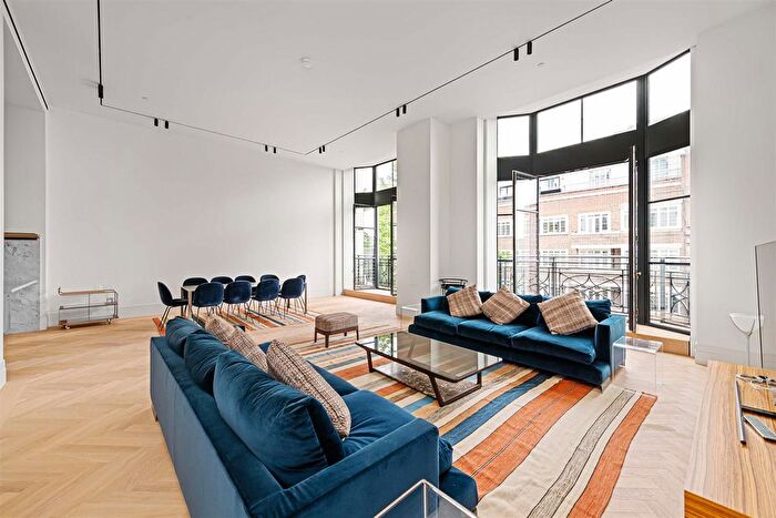 3 Bedroom Flat To Rent In The Whiteley, Queensway, W2