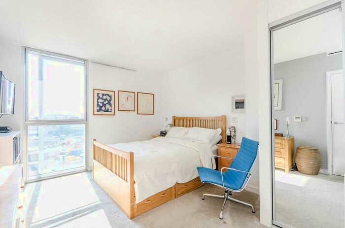 2 Bedroom Flat To Rent In Bermondsey Wall West, Shad Thames, London, SE16