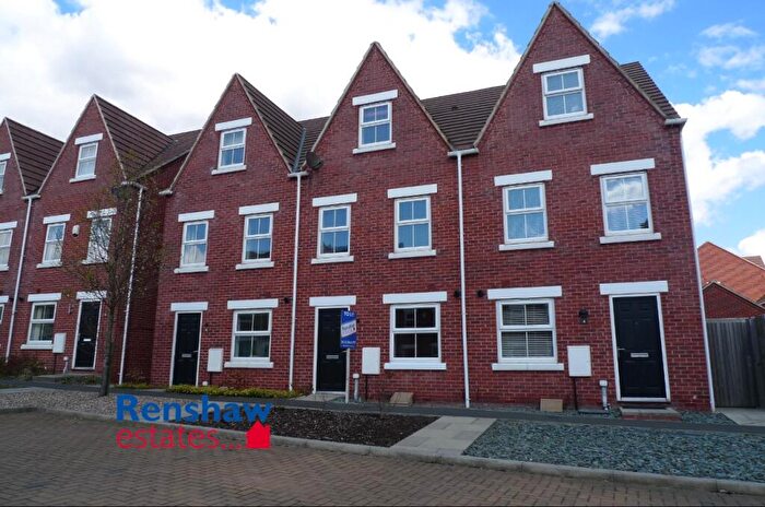3 Bedroom Town House To Rent In Nether Slade Road, Ilkeston, Derbyshire, DE7