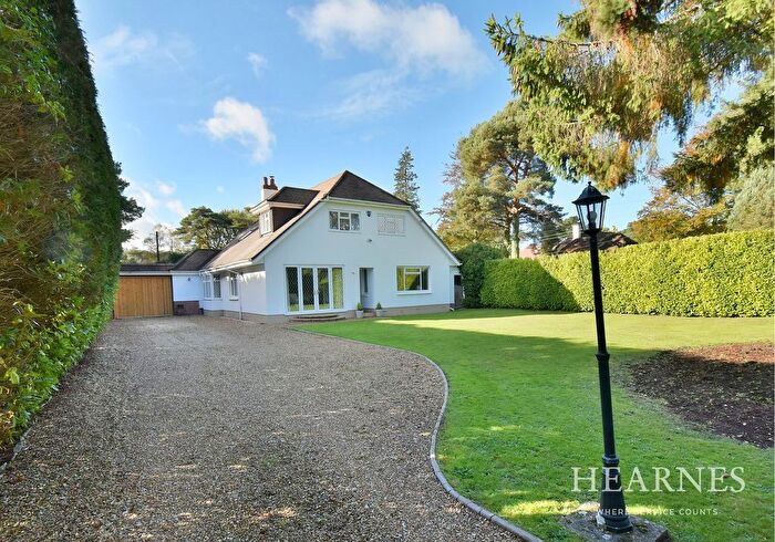 5 Bedroom Detached House For Sale In Carroll Avenue, Ferndown, BH22