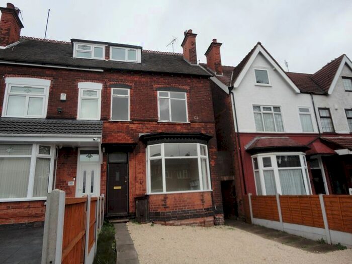 4 Bedroom Semi-Detached House To Rent In Wheelwright Road, Erdington, Birmingham B24