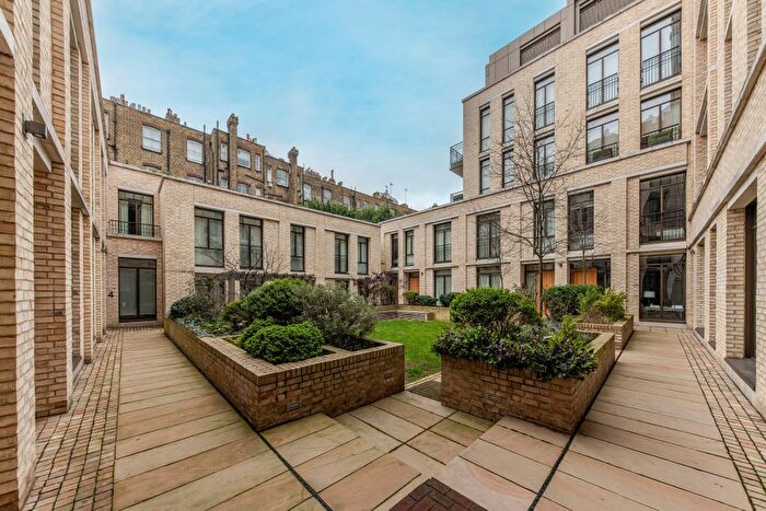 3 Bedroom Terraced House For Sale In Young Street, London, W8