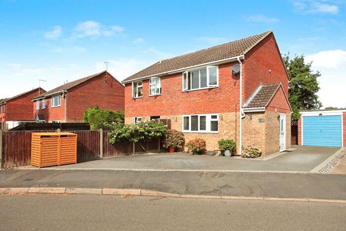 3 Bedroom Semi-Detached House For Sale In Manor Close, Langtoft, Peterborough, PE6