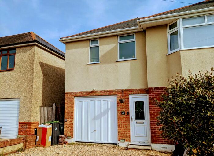 3 Bedroom Semi-Detached House To Rent In Christchurch, BH23