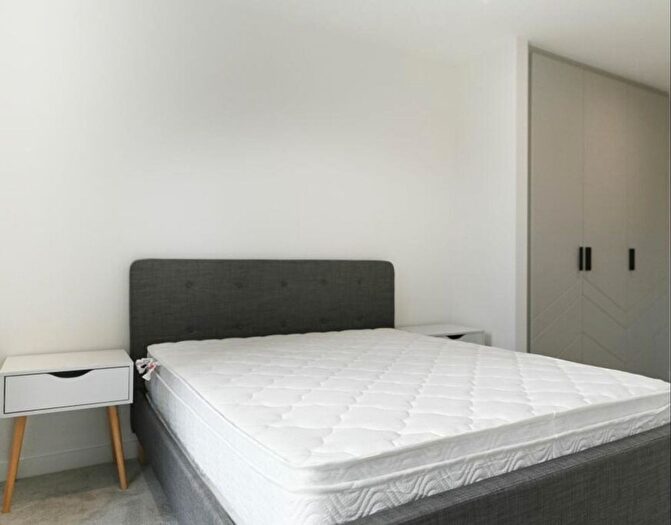 1 Bedroom Flat To Rent In Hawker House, Damsel Grove, Woodberry Down, N4