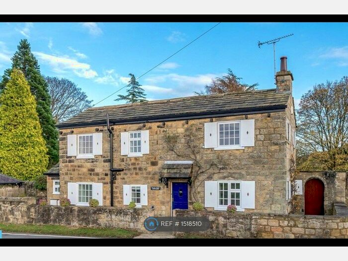 3 Bedroom Detached House To Rent In Sandhills, Leeds, LS14