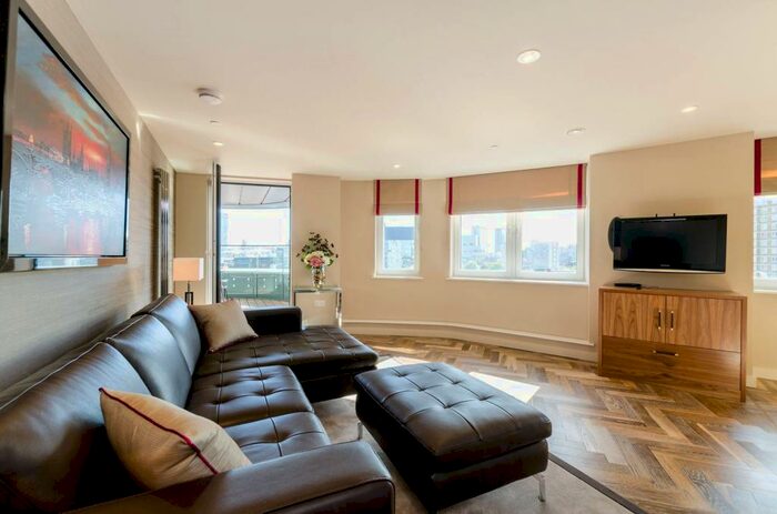 2 Bedroom Flat To Rent In City Road, Old Street, London, EC1V