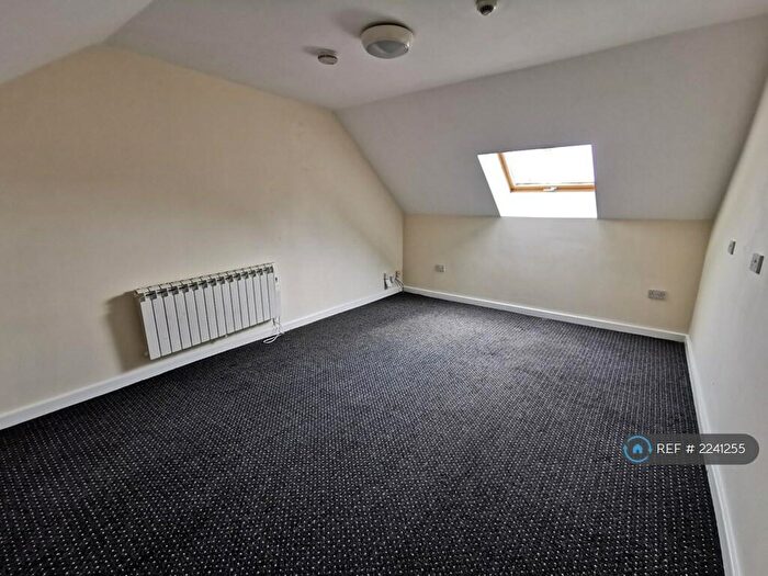 1 Bedroom Flat To Rent In High Street, Doncaster, DN5