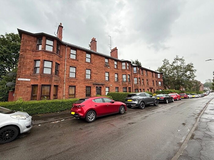3 Bedroom Flat To Rent In Barlogan Avenue, Glasgow, G52