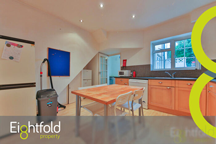 4 Bedroom Terraced House To Rent In Carlyle Street, Brighton, BN2