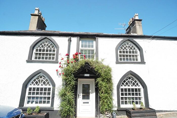 4 Bedroom Detached House To Rent In Birch Hill, Llangollen, Denbighshire, LL20