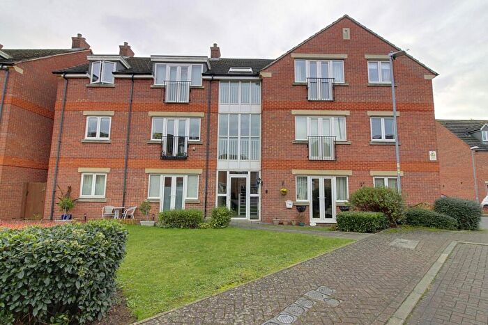 2 Bedroom Flat To Rent In Churchfield Close, Deeping St. James, PE6