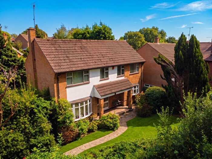 4 Bedroom Detached House For Sale In Mansfield Road, Redhill, Nottingham, NG5