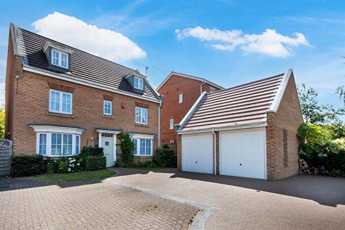 5 Bedroom Detached House For Sale In Elton Lane, Sunnyside, Rotherham, S66