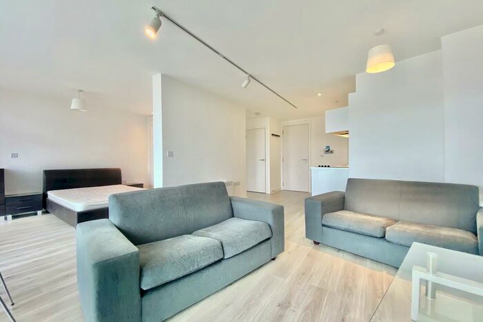 1 Bedroom Apartment To Rent In Manor Mills, Ingram Street, Leeds, LS11