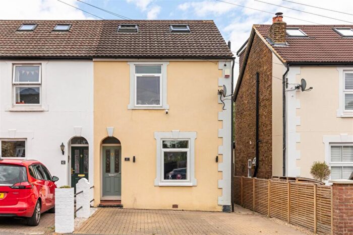 4 Bedroom Semi Detached House For Sale In Monson Road, Redhill, RH1