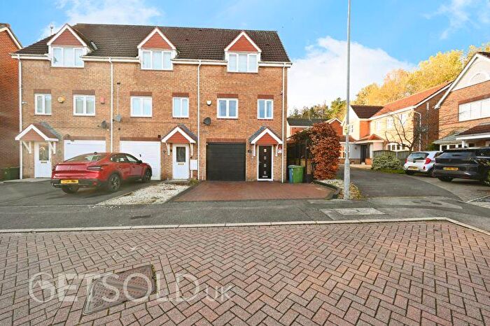 3 Bedroom End Of Terrace House For Sale In Scholars Way, Mansfield, NG18