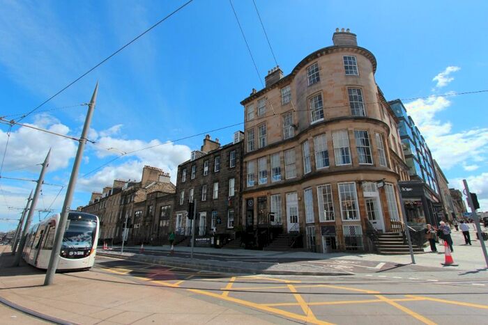 1 Bedroom Flat To Rent In York Place, New Town, Edinburgh, EH1
