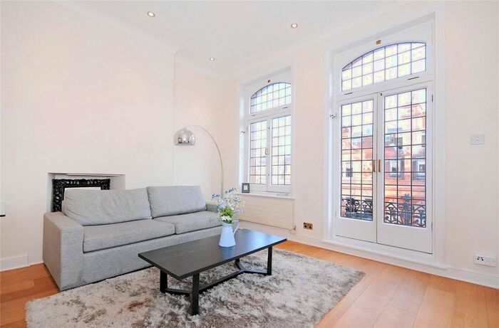 1 Bedroom Flat To Rent In South Audley Street, Mayfair, London, W1K