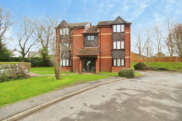 Studio For Sale In Maypole Road, Taplow, SL6