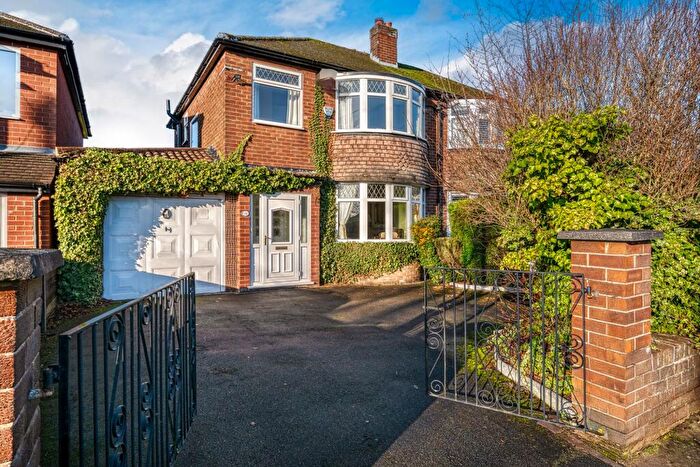 3 Bedroom Semi Detached House For Sale In Rushyfield Crescent, Romiley, SK6