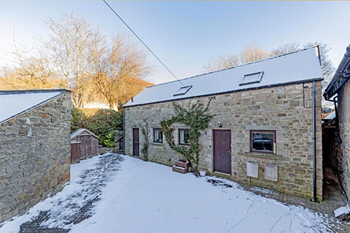 3 Bedroom Detached House For Sale In Main Road, Bamford, Hope Valley, S33