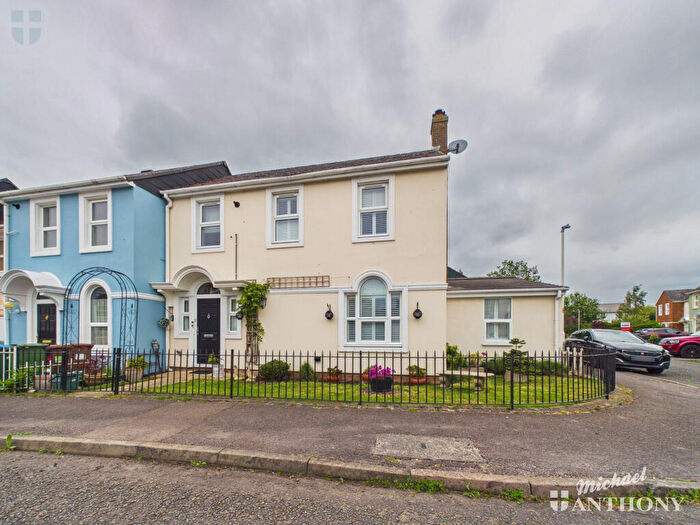 3 Bedroom House For Sale In Willow Herb, Aylesbury, HP19