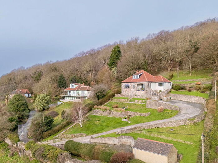 3 Bedroom Detached Bungalow For Sale In Hillside, Axbridge, BS26