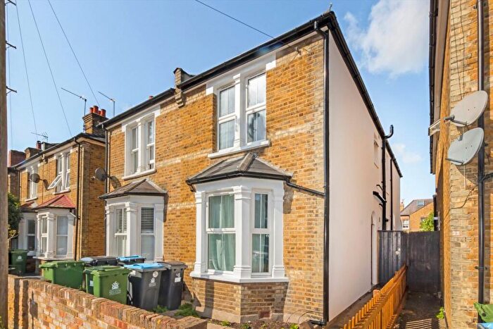 4 Bedroom Semi-Detached House To Rent In Balmoral Road, Kingston Upon Thames, KT1