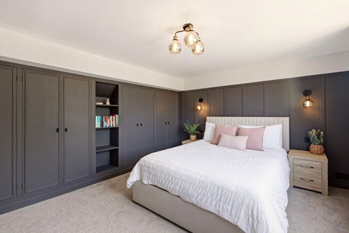 4 Bedroom End Of Terrace House For Sale In Gretna Road, Coventry, CV3