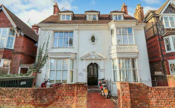 1 Bedroom Apartment To Rent In London Road, GU1