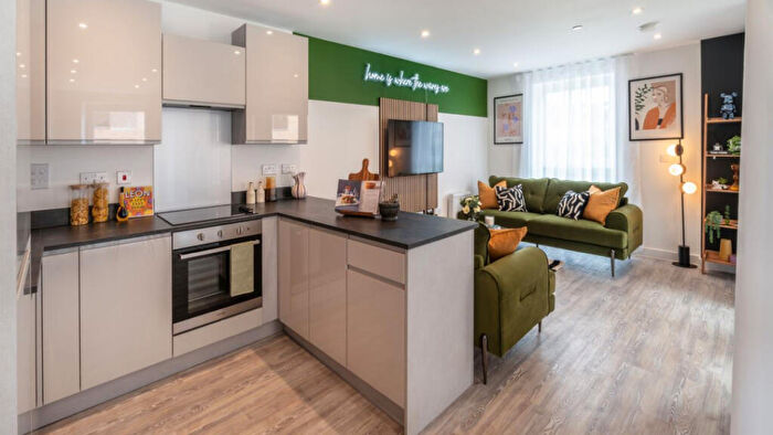 2 Bedroom Apartment For Sale In Lyon Close, Hove, Brighton, BN3