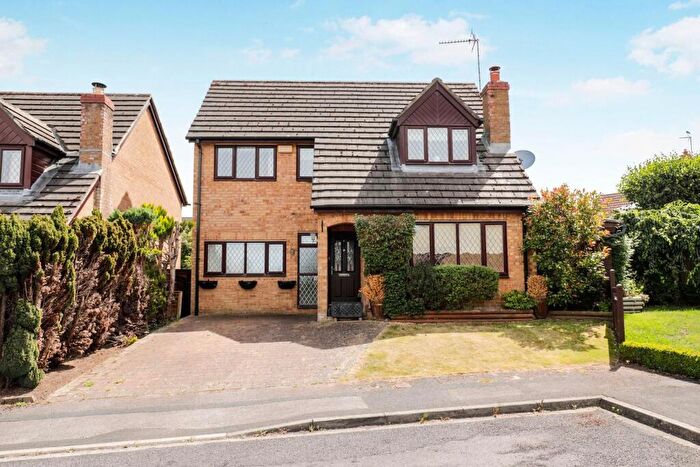 4 Bedroom Detached House For Sale In Pecketts Holt, Harrogate, HG1