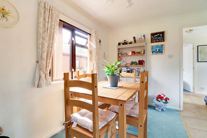 2 Bedroom Detached House For Sale In Willow Lane, Torksey, Lincoln, LN1