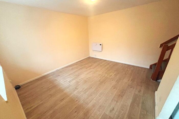 1 Bedroom Terraced House To Rent In Goldsworth Park, Surrey, GU21