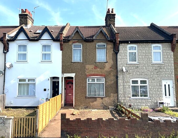 2 Bedroom Terraced House For Sale In Blewitts Cottages, New Road, Rainham, RM13