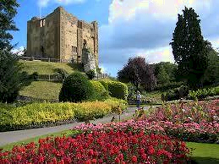 1 Bedroom Apartment To Rent In Austen House, Station View, Friary And St Nicolas, GU1