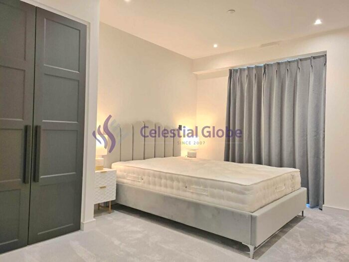 2 Bedroom Flat To Rent In Brook Street, Kingston Upon Thames, Surrey, KT1