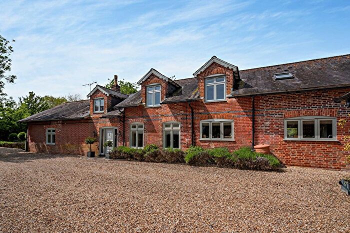 6 Bedroom Equestrian Property For Sale In Snoddington Lane, Shipton Bellinger, Hampshire, SP9