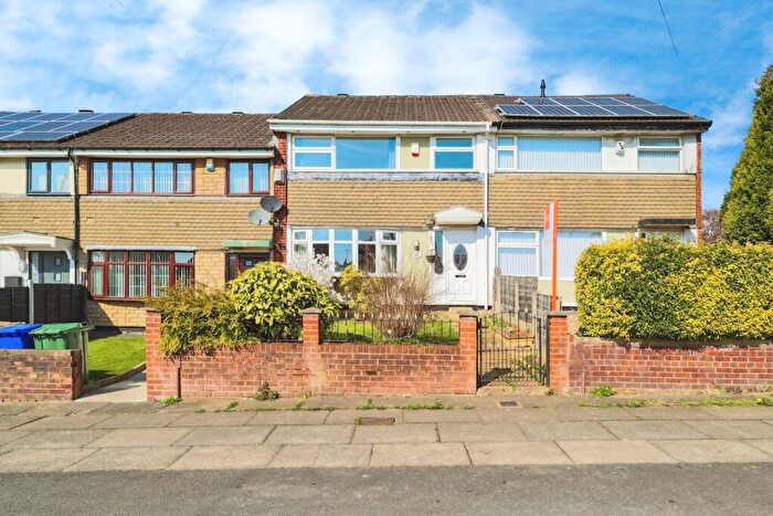 3 Bedroom Terraced House For Sale In Sunnyside Road, Droylsden, Manchester, Greater Manchester, M43