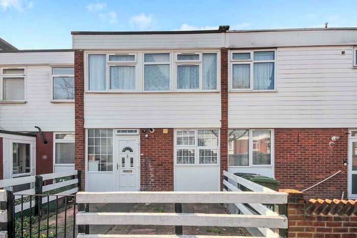 4 Bedroom Terraced House To Rent In Mirror Path, London, SE9