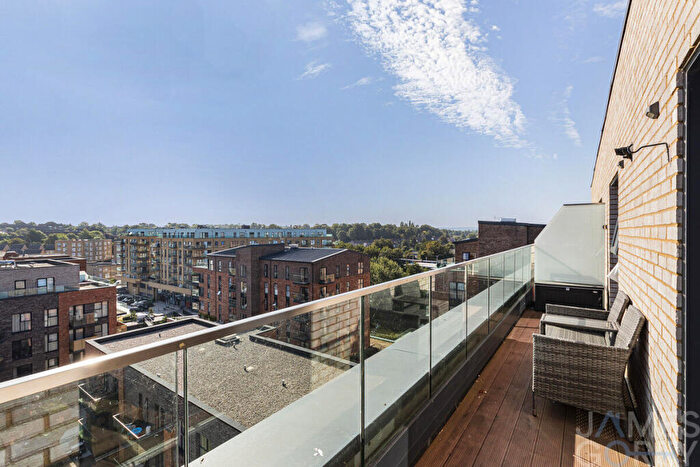2 Bedroom Penthouse For Sale In James Smith Court, Dartford, DA1