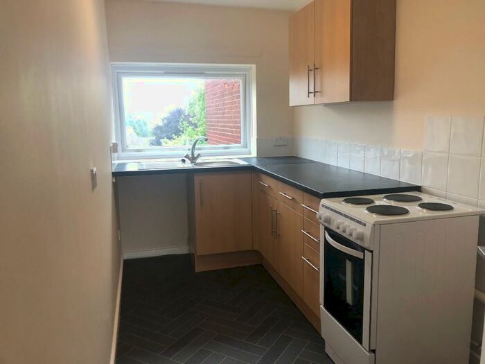1 Bedroom Ground Flat To Rent In Sandwell Court, Sandwell Road, Birmingham, B21