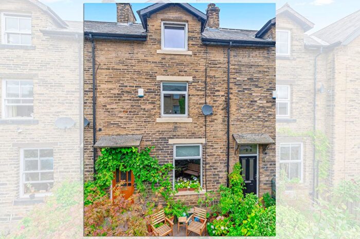 4 Bedroom Terraced House For Sale In Ash Grove, Ilkley, West Yorkshire, LS29