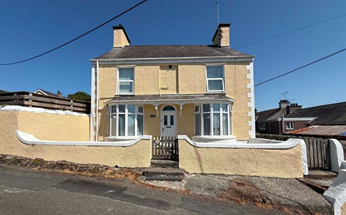 3 Bedroom Detached House For Sale In Bryngwynt Street, Amlwch Port, Amlwch, Isle Of Anglesey, LL68