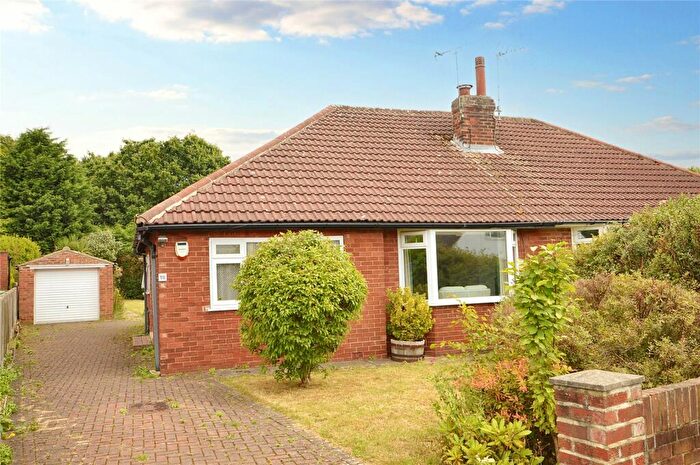 2 Bedroom Bungalow For Sale In New Adel Gardens, Leeds, West Yorkshire, LS16
