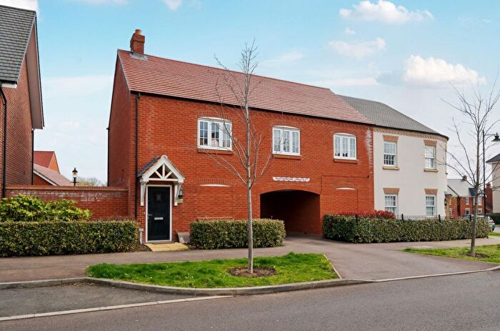 2 Bedroom Country House For Sale In Wilkinson Road, Kempston, Bedford, MK42