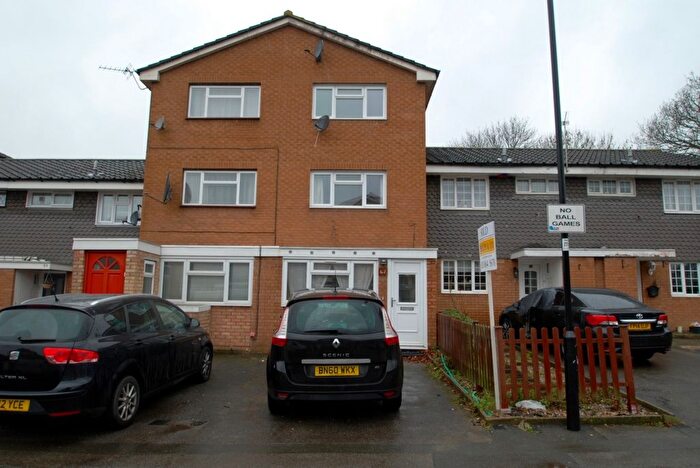4 Bedroom Town House To Rent In Bannister Close, Greenford, UB6