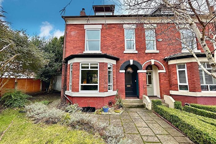 4 Bedroom End Terrace House For Sale In Walsingham Avenue, West Didsbury, M20