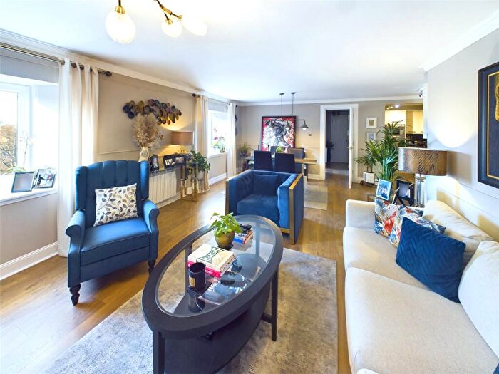 2 Bedroom Apartment To Rent In Slateford Road, Edinburgh, Midlothian, EH14